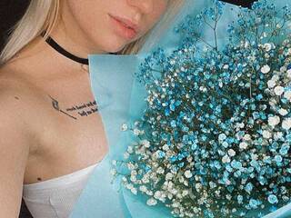 कामुक वीडियो चैट -HappyEnd-