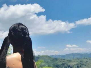 कामुक वीडियो चैट -hot-dyrti-tatooed-