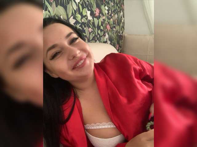 प्रसारण स्क्रीनशॉट -Louise-