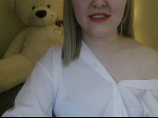 कामुक वीडियो चैट -Sweet-smile-