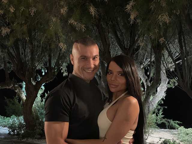 प्रोफ़ाइल की तस्वीर 0-CRAZYCUPLE-0