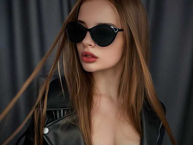 प्रोफ़ाइल की तस्वीर AliceCost