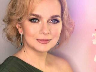 कामुक वीडियो चैट ametist18