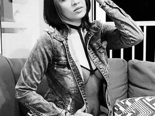 कामुक वीडियो चैट abby-latin