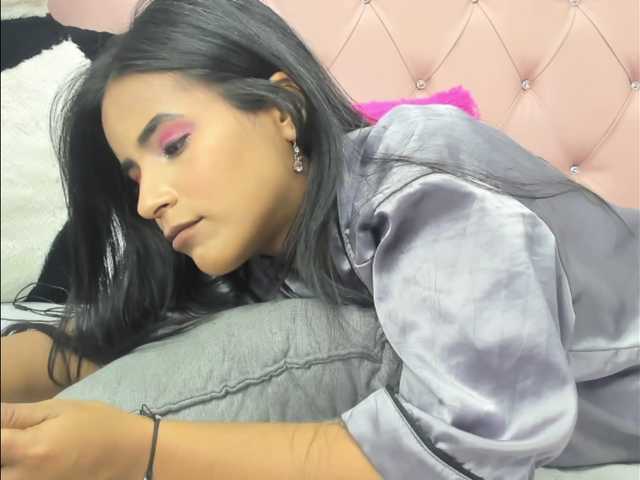 प्रसारण स्क्रीनशॉट adarah-smith