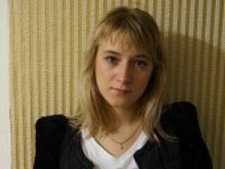 कामुक वीडियो चैट adeliayy