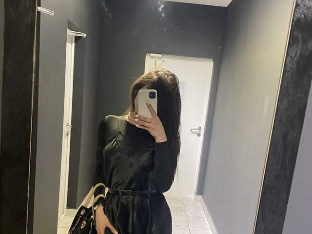 प्रोफ़ाइल की तस्वीर Adelina21