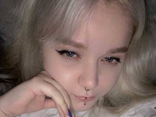 कामुक वीडियो चैट AdoraBlya