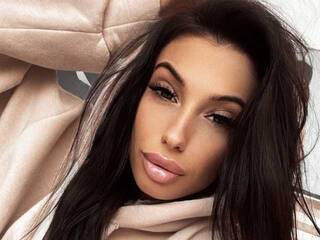 कामुक वीडियो चैट AdriaRae18