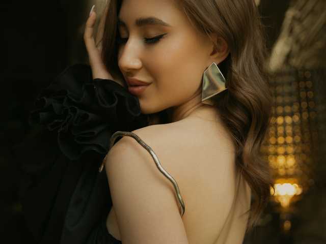 प्रोफ़ाइल की तस्वीर Afffiiina