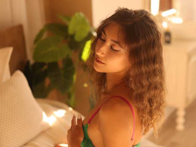 प्रोफ़ाइल की तस्वीर Afffiiina