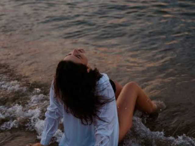 प्रोफ़ाइल की तस्वीर Agnes7700