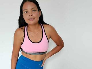 कामुक वीडियो चैट aineks