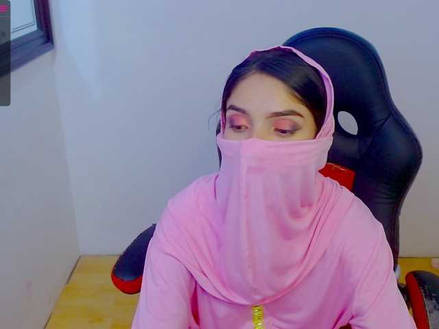 प्रसारण स्क्रीनशॉट AishaFadel