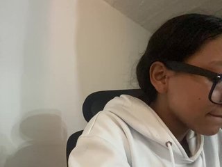 कामुक वीडियो चैट Alahia