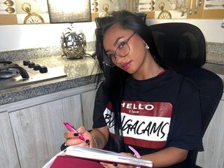 कामुक वीडियो चैट Alana-11