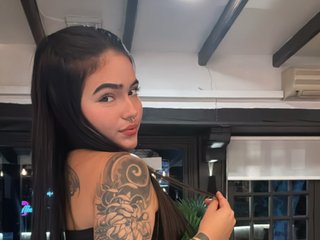 कामुक वीडियो चैट AlanaFord