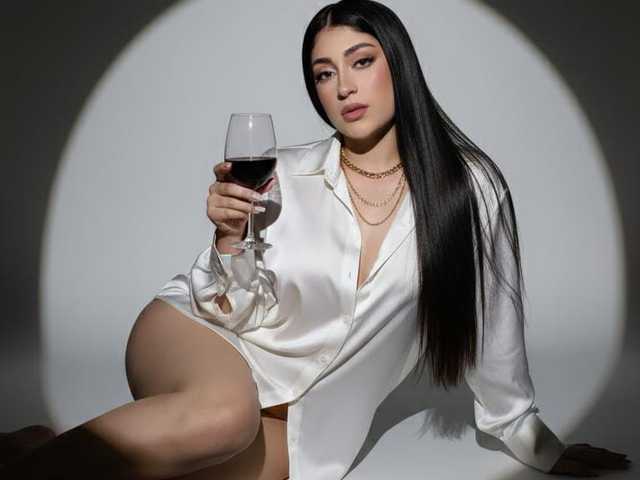 प्रोफ़ाइल की तस्वीर Alaya-Cute