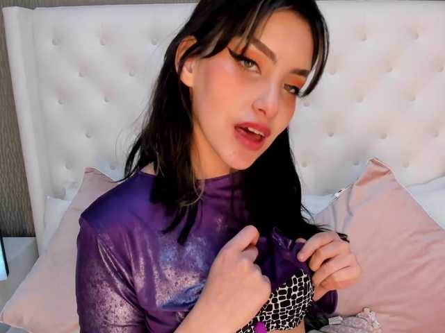 प्रसारण स्क्रीनशॉट AlegnaTaylor