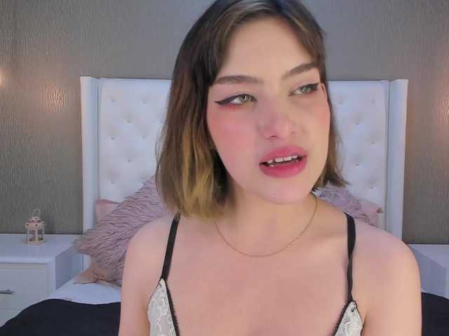 प्रसारण स्क्रीनशॉट AlegnaTaylor