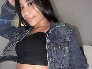 कामुक वीडियो चैट AlessaWhite