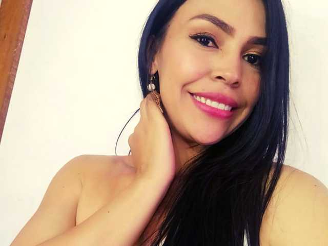 प्रोफ़ाइल की तस्वीर AlexaConell