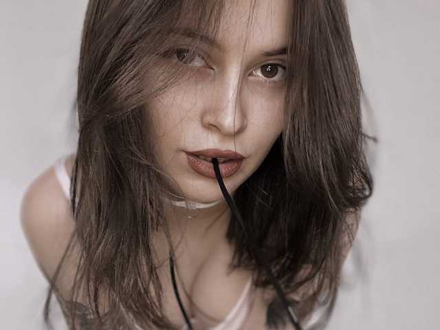 प्रोफ़ाइल की तस्वीर AliceMonta