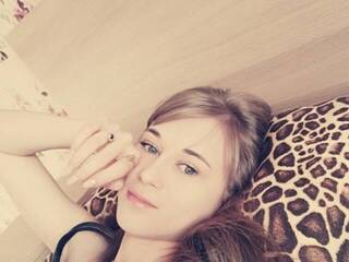 कामुक वीडियो चैट Alice88888