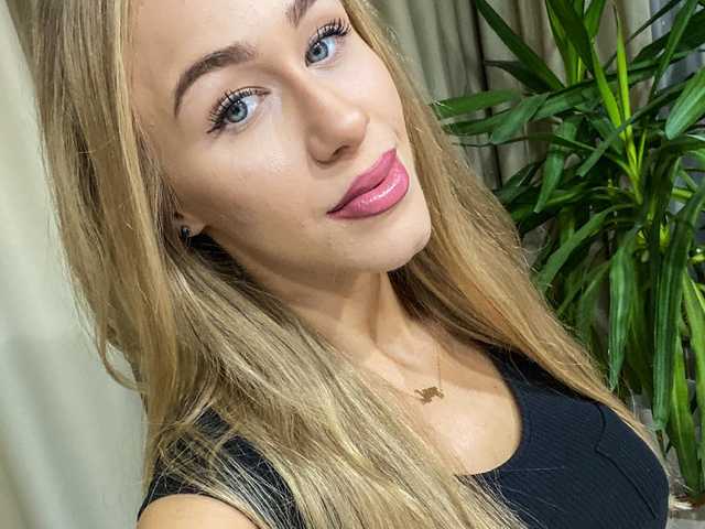 प्रोफ़ाइल की तस्वीर aliciaglow