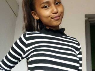 कामुक वीडियो चैट Aliciakittie