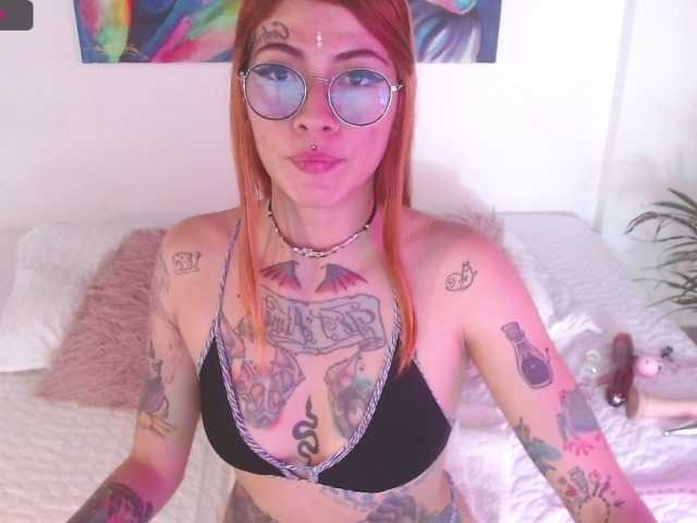 तस्वीरें AliciaLodge I escape from the area 51 to fuck with you ... CONTROL DOMI+ NAKED+FUCK ASS 666TIPS #new #teen #tattoo #pussy #lovense