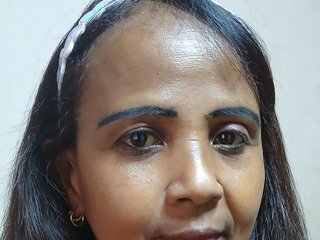 कामुक वीडियो चैट LAYANe