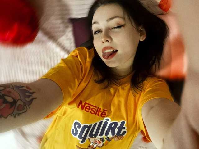 प्रोफ़ाइल की तस्वीर AlikaLevis