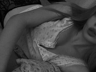 कामुक वीडियो चैट alinalesssa