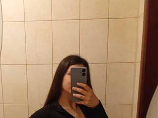 कामुक वीडियो चैट Alisa2348