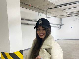 कामुक वीडियो चैट akimcevaa