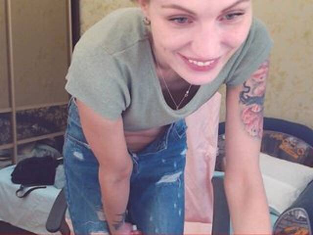 प्रसारण स्क्रीनशॉट AlishaTop