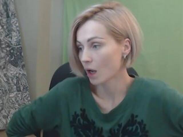 प्रसारण स्क्रीनशॉट AlishaTop