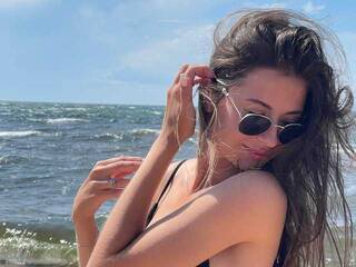 कामुक वीडियो चैट Alisiyaa1