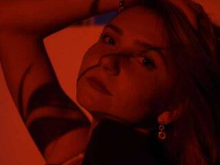 कामुक वीडियो चैट AlissaBerryy