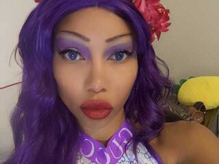 कामुक वीडियो चैट AllaStrange