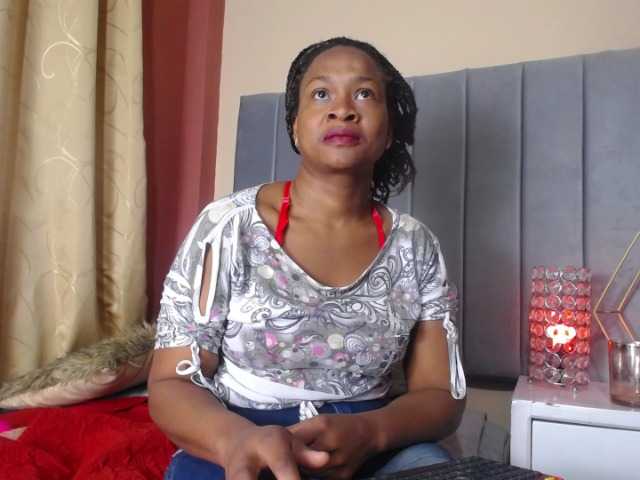 प्रसारण स्क्रीनशॉट ALLYSON-ADAM