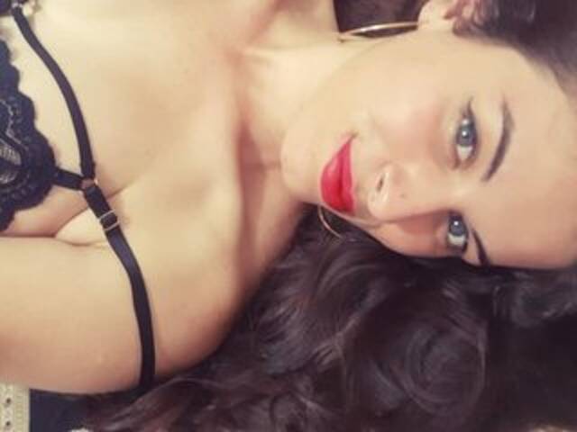 प्रोफ़ाइल की तस्वीर Almendracute