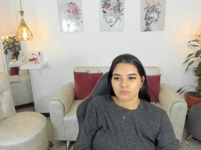 तस्वीरें alondra-saenz Hi guys, I'm new here, follow me and make me cum with your tips!!♥♥♥ toys!800tkns