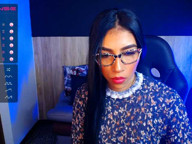 तस्वीरें Alonndra Back in my office a lot of paperwork, and a lot of wet fantasies ♥ ♥ - @GOAL: CUM show ♥ every 2 goals reached: SQUIRT SHOW 204 #office #secretary #bigboobs #18 #latina #anal #young #lovense #lush #ohmibod