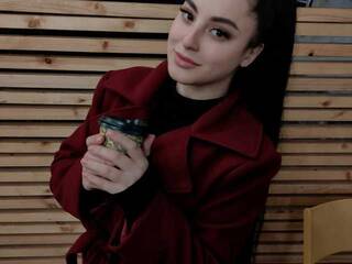 कामुक वीडियो चैट alvuski