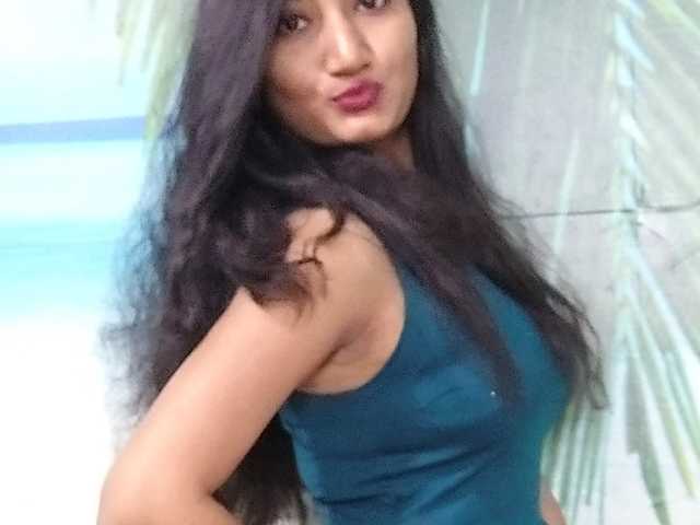 प्रोफ़ाइल की तस्वीर alya-sexy