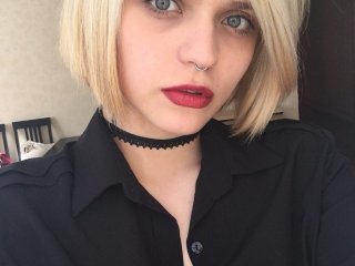 प्रोफ़ाइल की तस्वीर AlyssaLynn