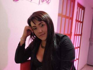 कामुक वीडियो चैट AlyssiaKent