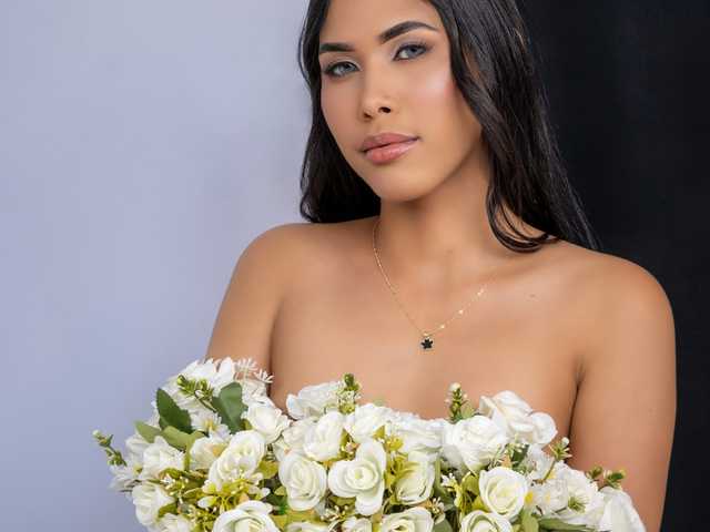 प्रोफ़ाइल की तस्वीर Alysson_18
